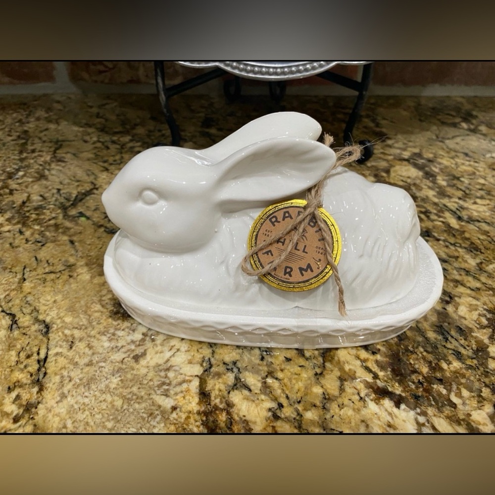 Rabbit Hill Farm bunny rabbit covered butter dish  - Brand new